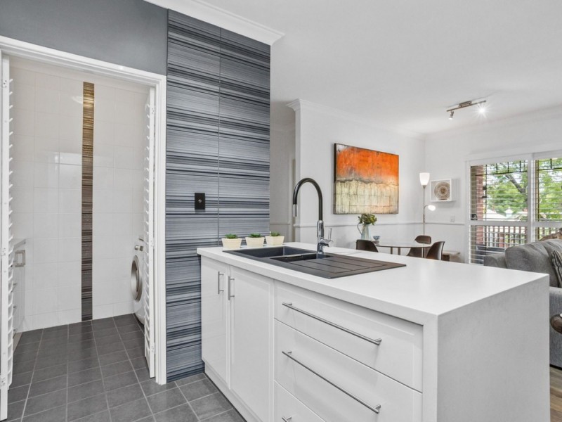 11/48 Wellington Street, East Perth WA 6004