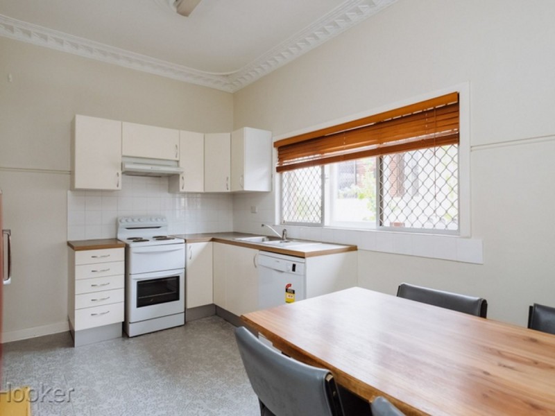 2/98 Whatley Crescent, Maylands WA 6051