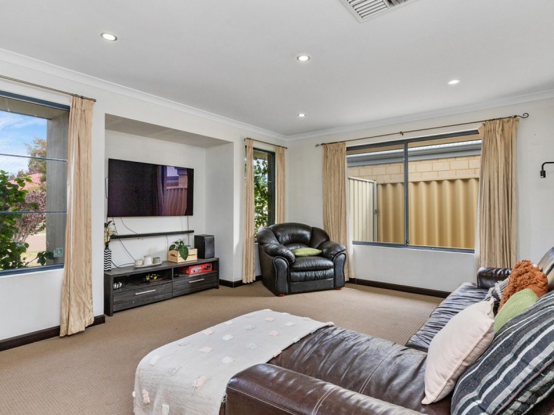 20 Goldfinch Bend, Harrisdale WA 6112