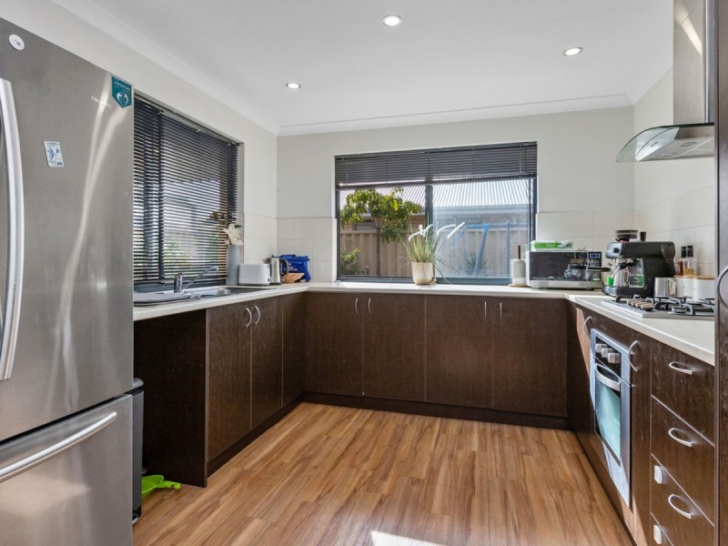 20 Goldfinch Bend, Harrisdale WA 6112