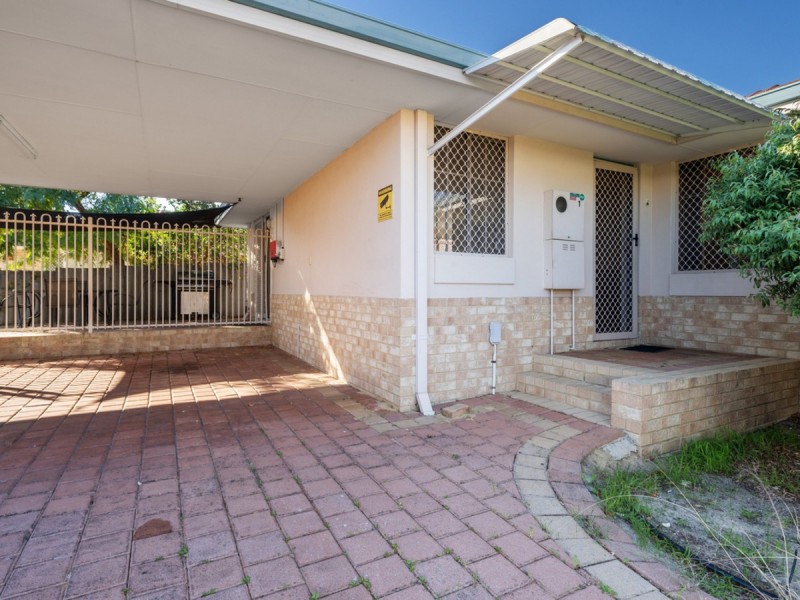 1/18 Stannard Street, St James WA 6102