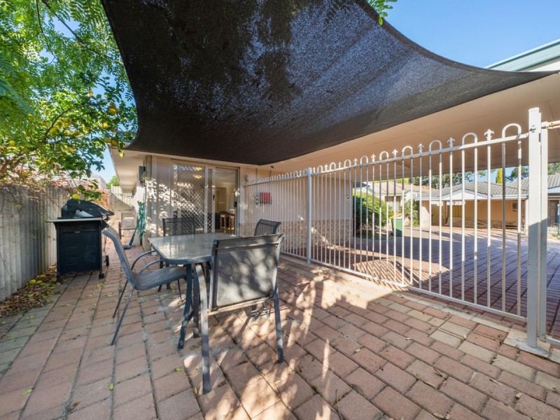 1/18 Stannard Street, St James WA 6102