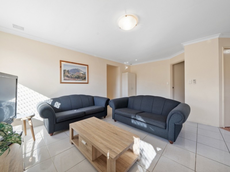 1/18 Stannard Street, St James WA 6102