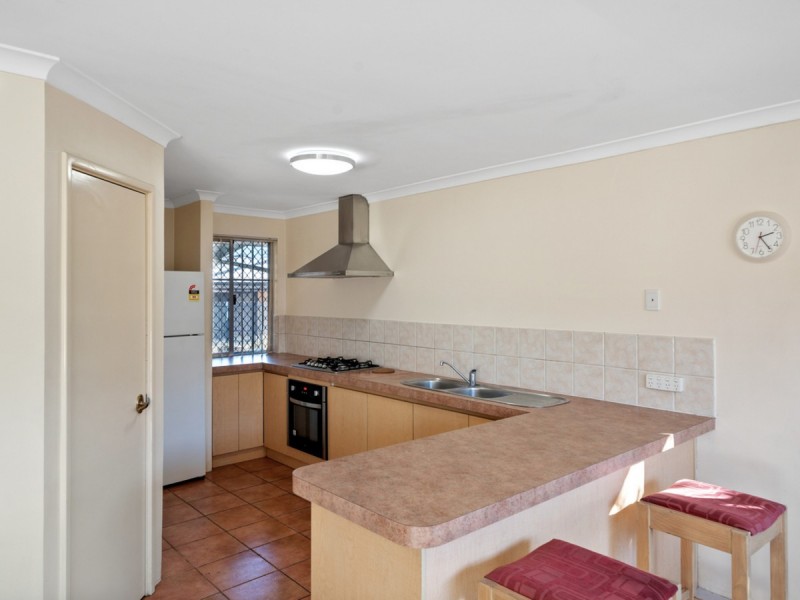 1/18 Stannard Street, St James WA 6102