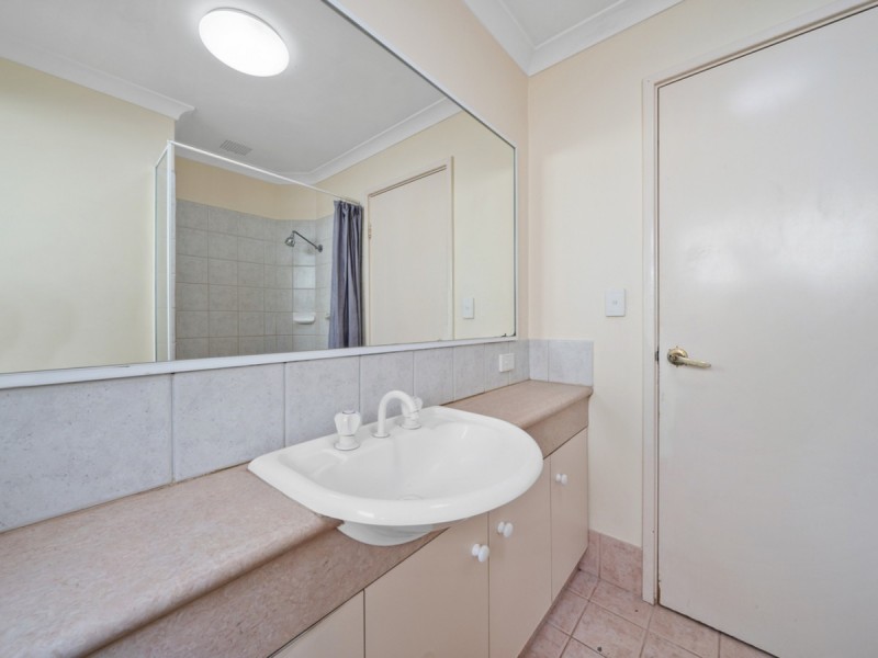 1/18 Stannard Street, St James WA 6102