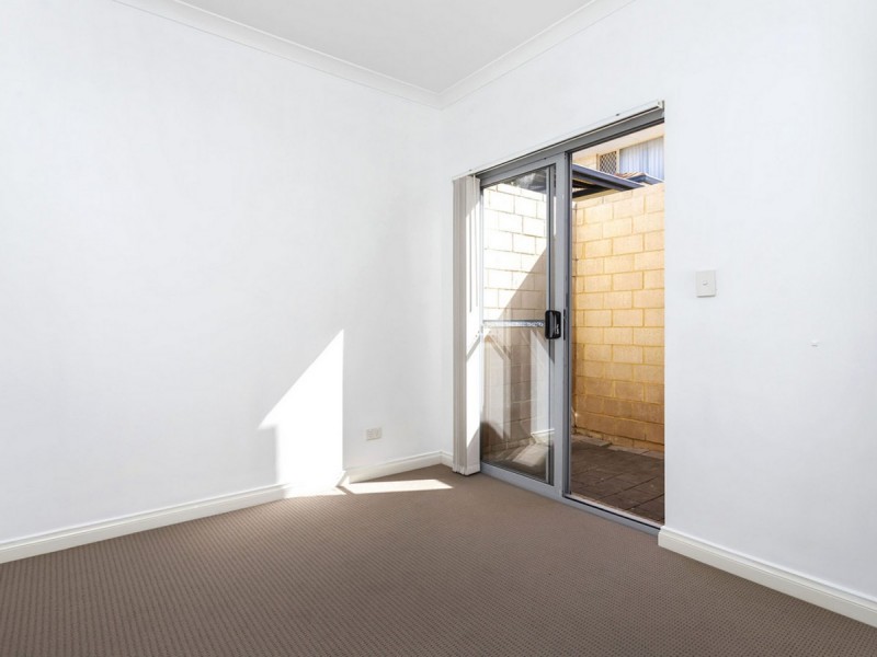 27C Eastbourne Crescent, Nollamara WA 6061