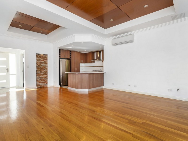 27C Eastbourne Crescent, Nollamara WA 6061