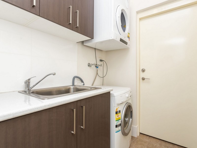 27C Eastbourne Crescent, Nollamara WA 6061