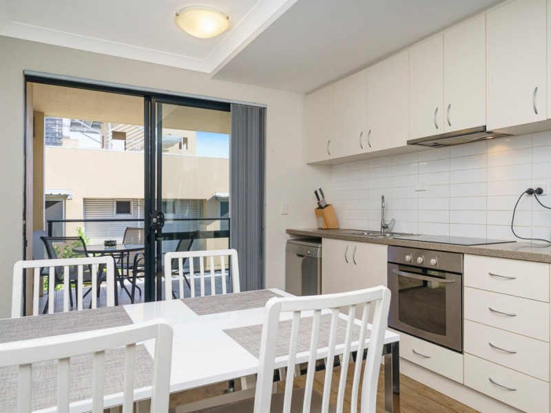 18/121 Hill Street, East Perth WA 6004