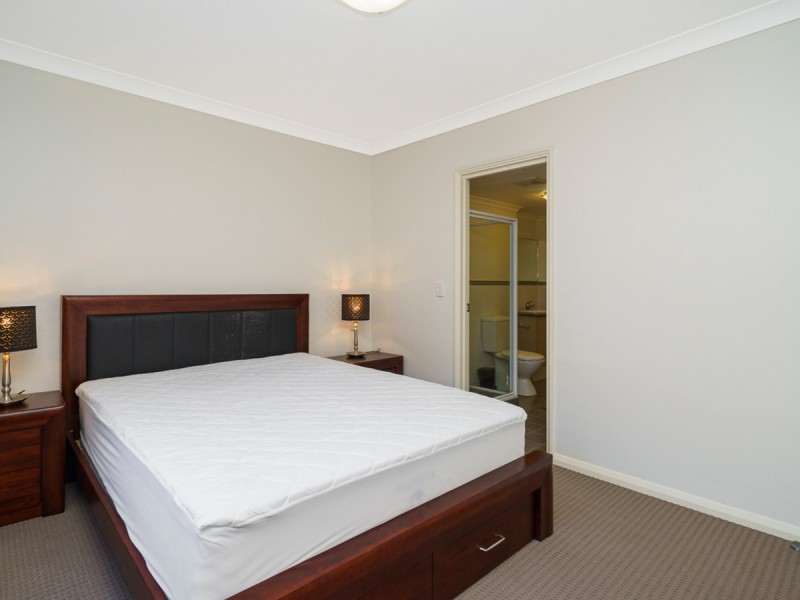 18/121 Hill Street, East Perth WA 6004