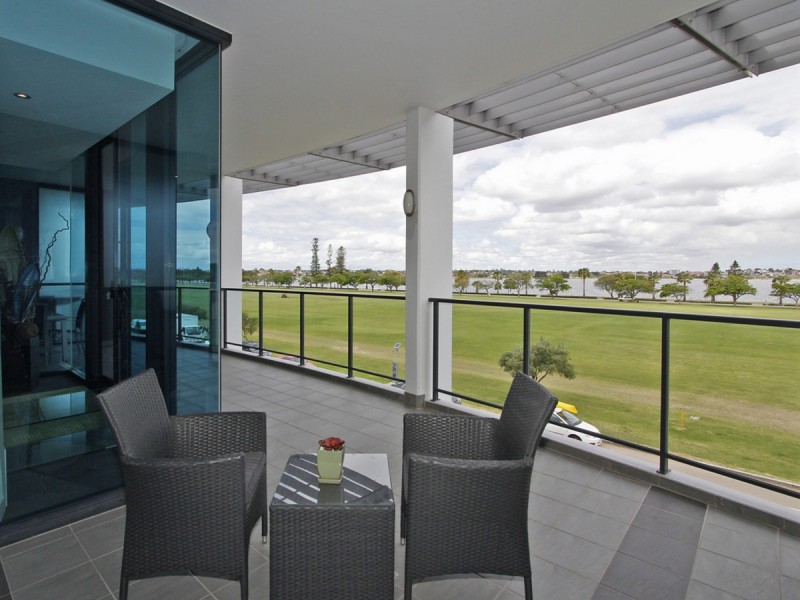 7/98 Terrace Road, East Perth WA 6004