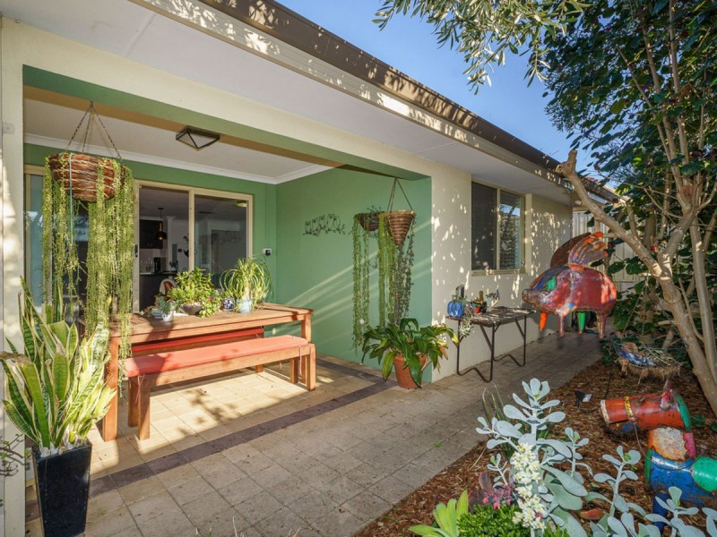 29 Eureka Road, Wilson WA 6107