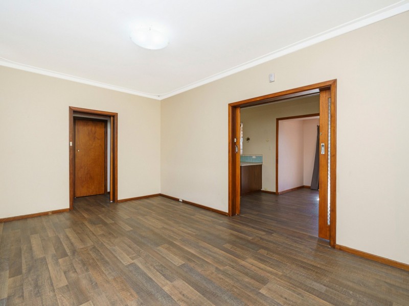 217 Surrey Road, Kewdale WA 6105