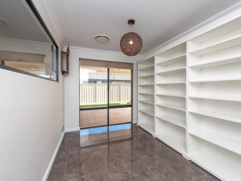 111 Barbarossa Drive, Caversham WA 6055