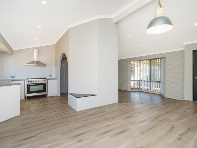 49 Leonard Way, Spearwood WA 6163