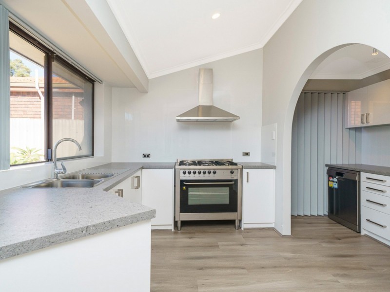 49 Leonard Way, Spearwood WA 6163