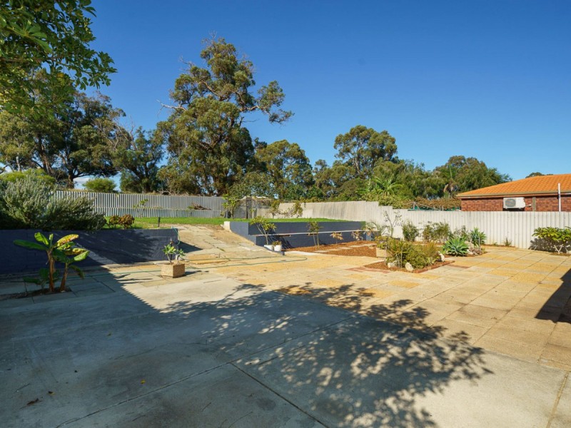 49 Leonard Way, Spearwood WA 6163