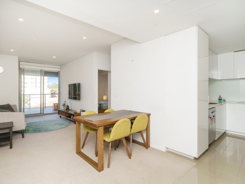 61/43 Wickham Street, East Perth WA 6004