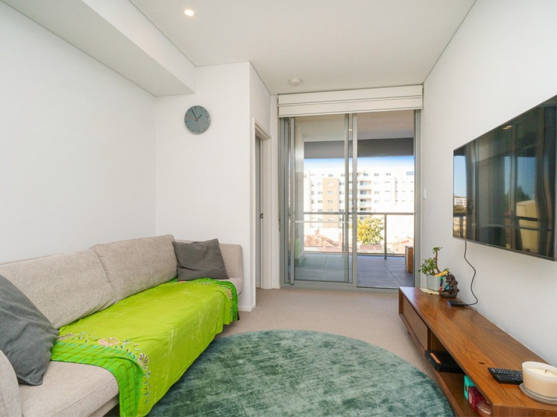 61/43 Wickham Street, East Perth WA 6004