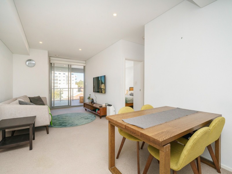 61/43 Wickham Street, East Perth WA 6004