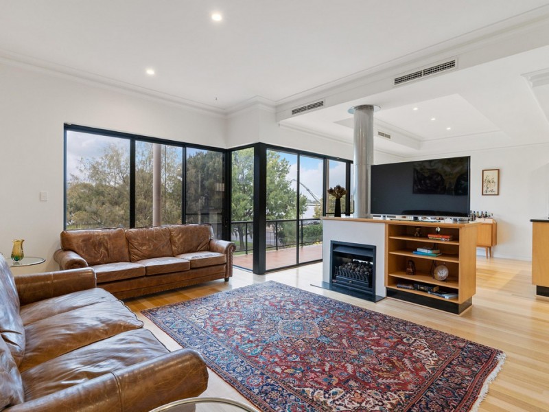 10 Jewell Lane, East Perth WA 6004