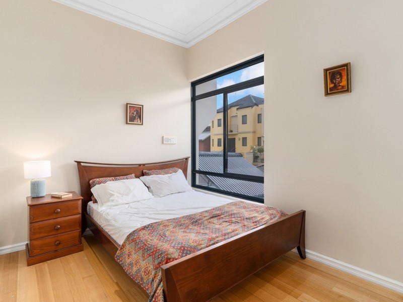 10 Jewell Lane, East Perth WA 6004