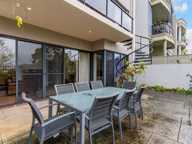 10 Jewell Lane, East Perth WA 6004