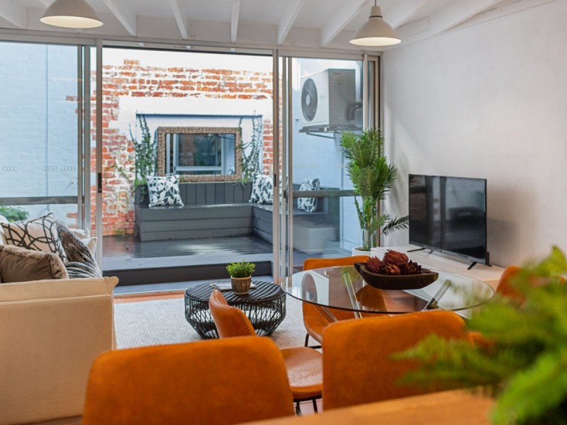 8 Little Saunders Street, East Perth WA 6004