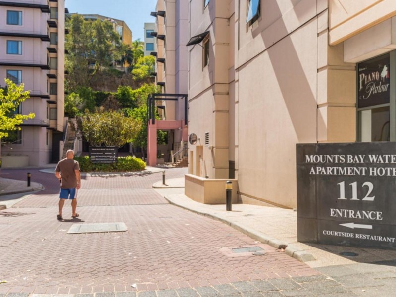 610/112 Mounts Bay Road, Perth WA 6000