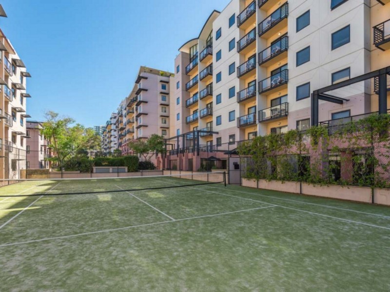 610/112 Mounts Bay Road, Perth WA 6000