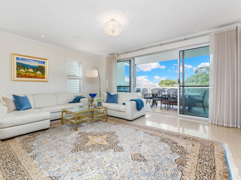 22/1 Henry Lawson Walk, East Perth WA 6004