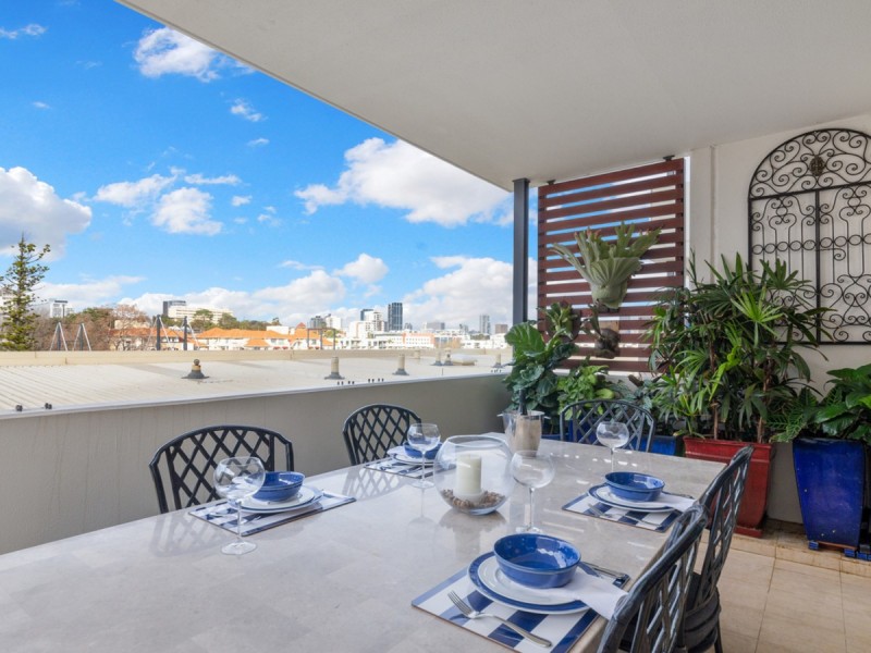 22/1 Henry Lawson Walk, East Perth WA 6004