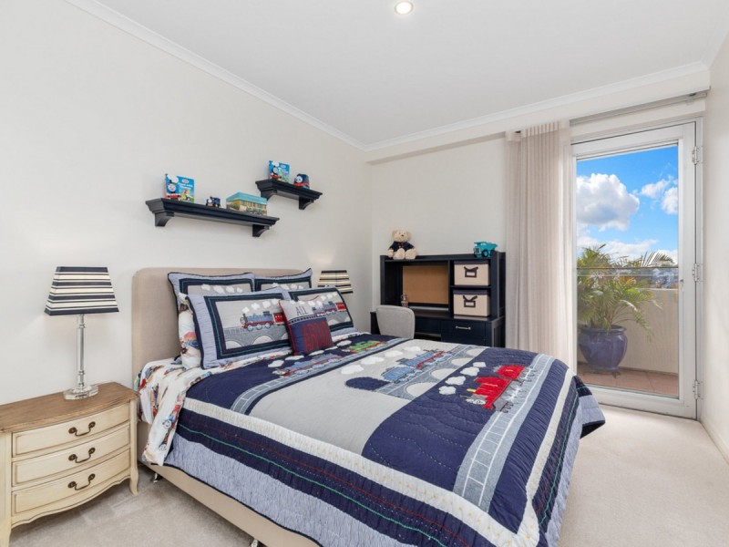 22/1 Henry Lawson Walk, East Perth WA 6004