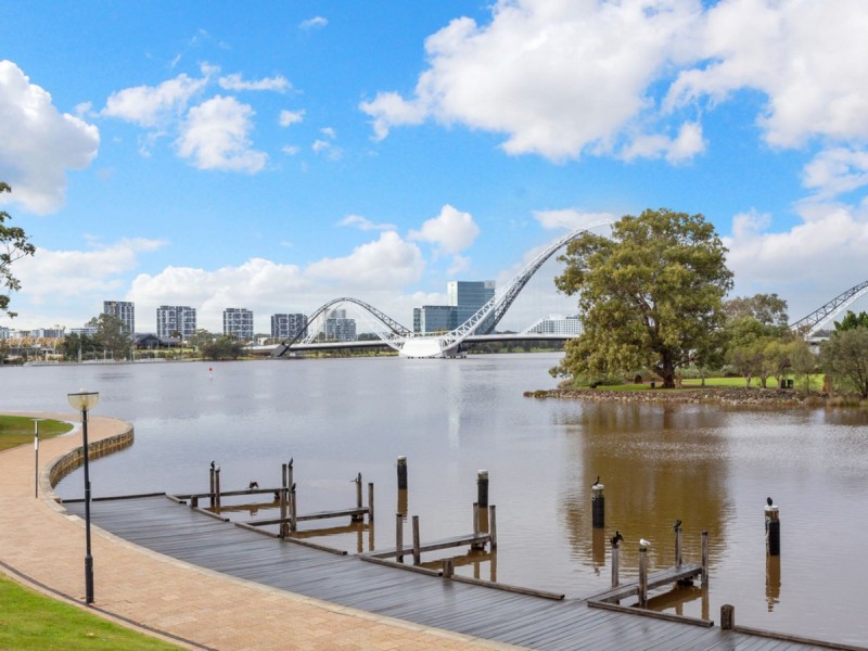 22/1 Henry Lawson Walk, East Perth WA 6004