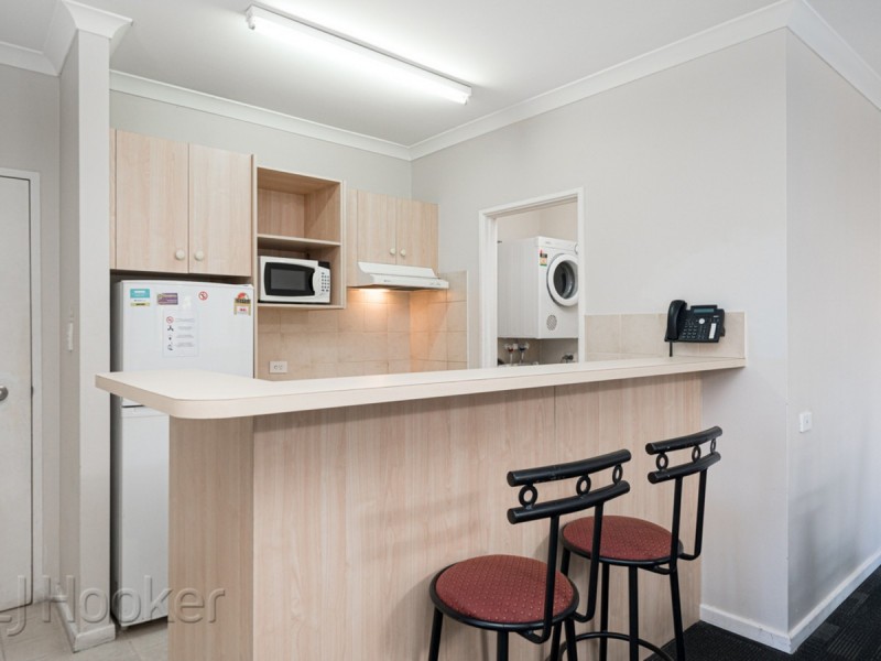 33/11 Regal Place, East Perth WA 6004