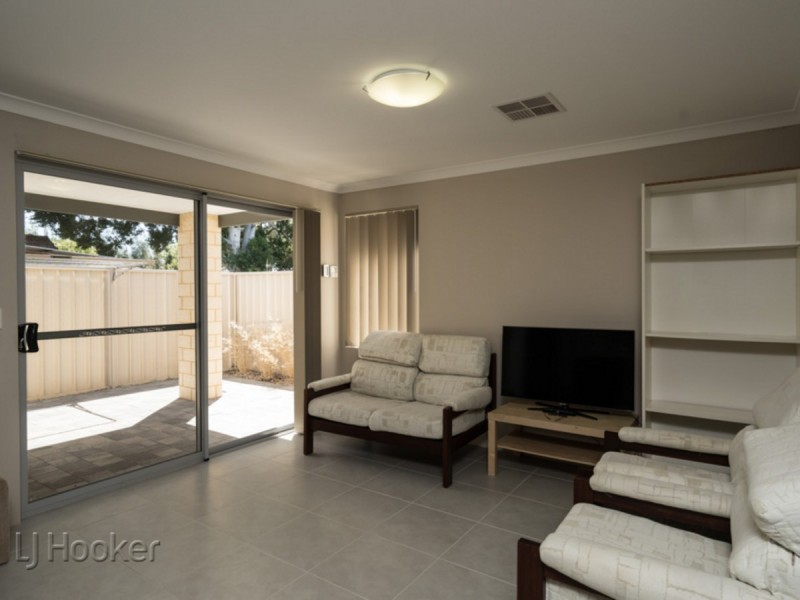 16B Central Terrace, Beckenham WA 6107