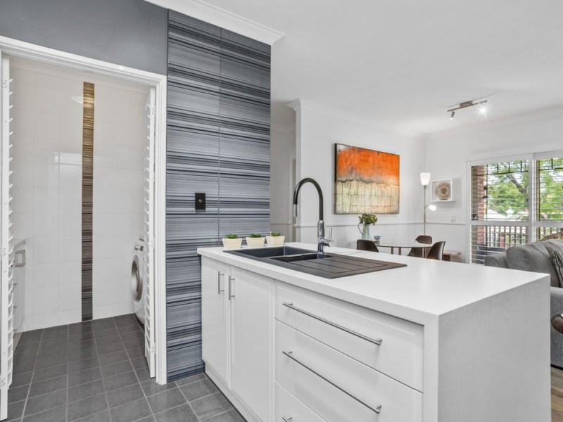 11/48 Wellington Street, East Perth WA 6004