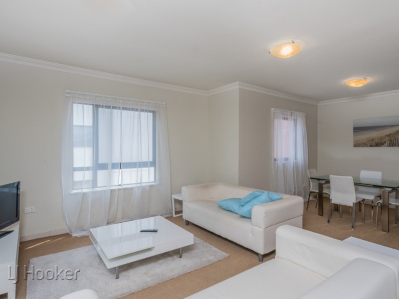 26/116 Mounts Bay Road, Perth WA 6000