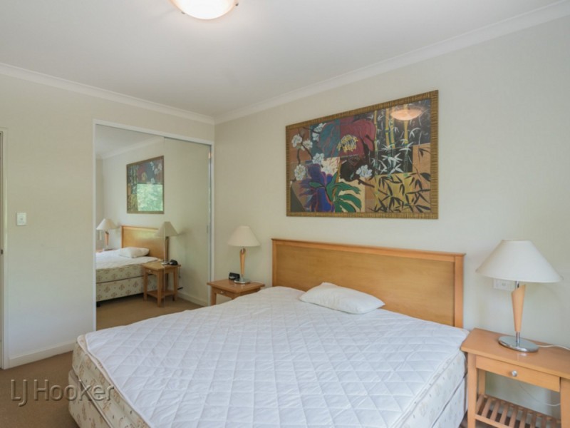 26/116 Mounts Bay Road, Perth WA 6000