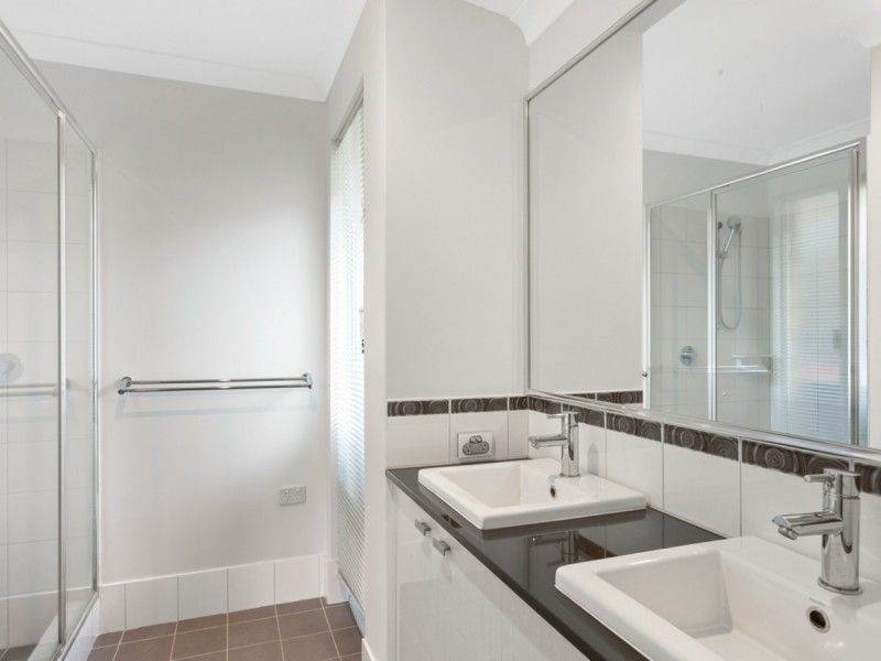 16 Bagatelle Road, Landsdale WA 6065