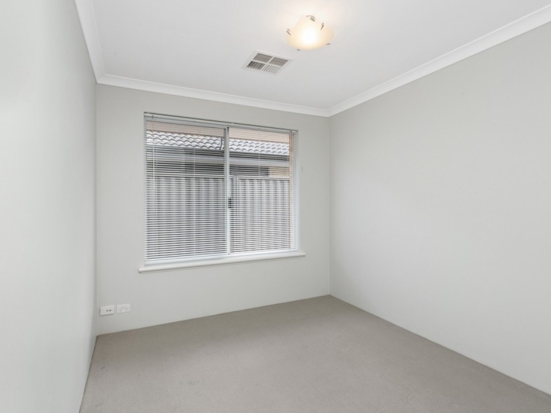 16 Bagatelle Road, Landsdale WA 6065