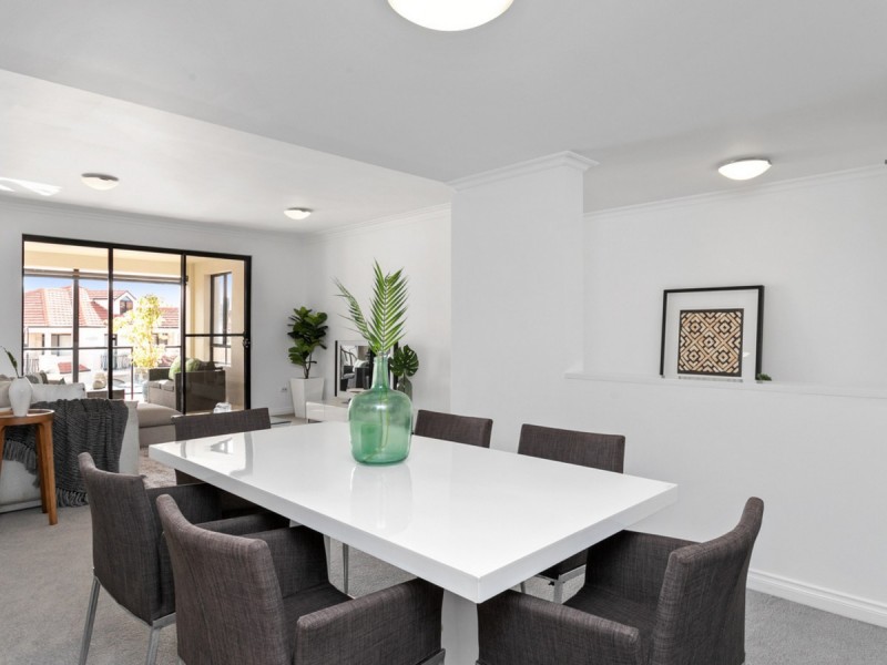 7/25 Haig Park Circle, East Perth WA 6004