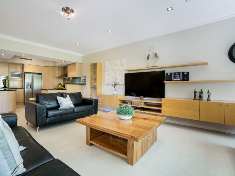 2/103 Royal Street, East Perth WA 6004