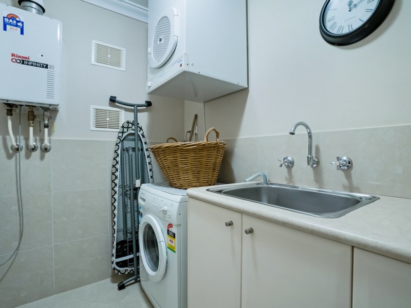 2/103 Royal Street, East Perth WA 6004