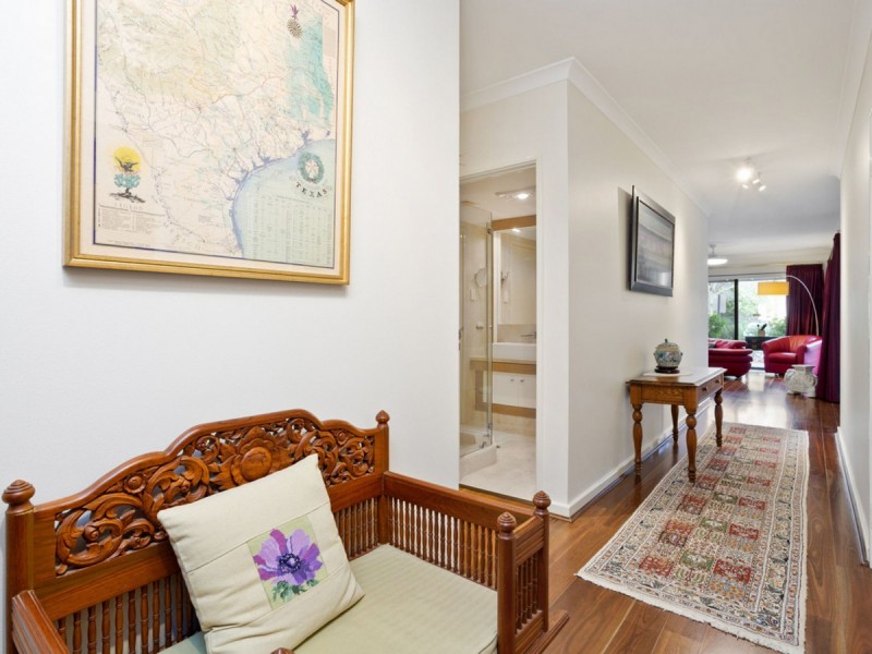 1/24 Constitution Street, East Perth WA 6004