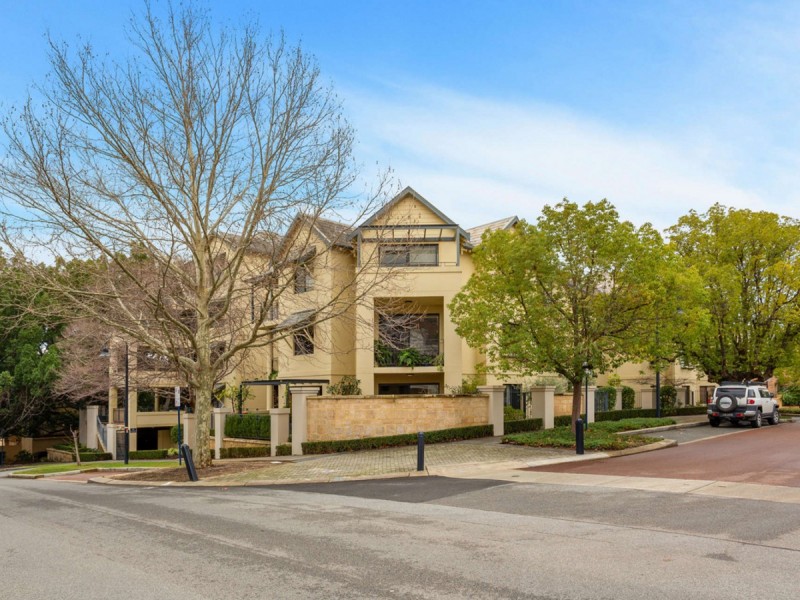 1/24 Constitution Street, East Perth WA 6004