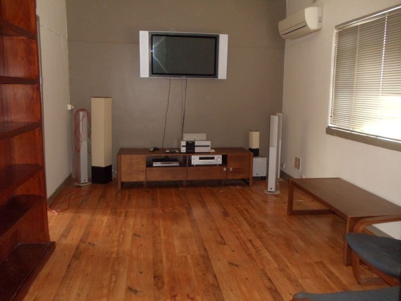 1/303 Guildford Road, Maylands WA 6051