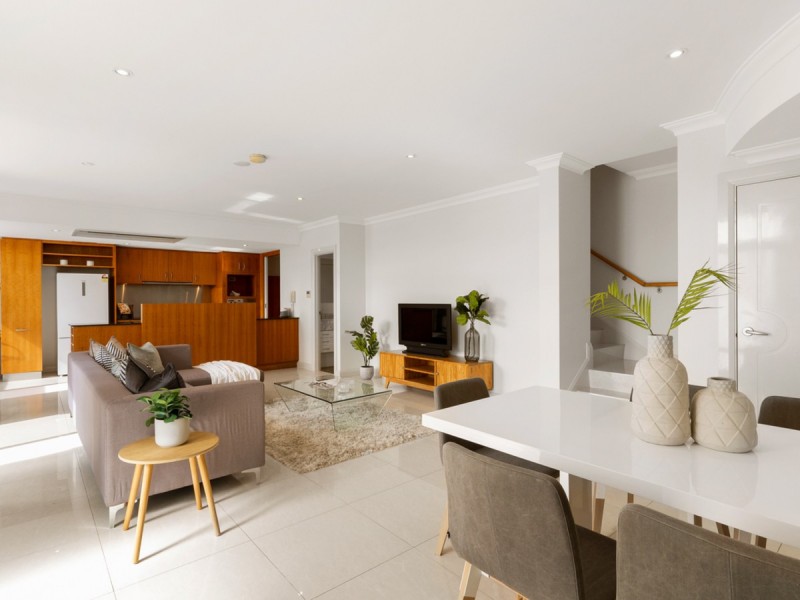 25/20 Royal Street, East Perth WA 6004