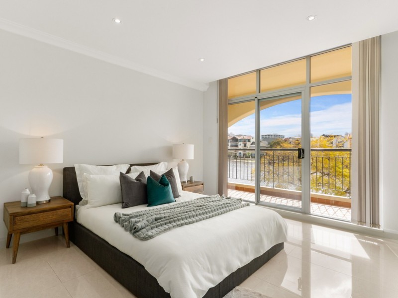 25/20 Royal Street, East Perth WA 6004