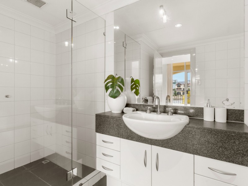 25/20 Royal Street, East Perth WA 6004